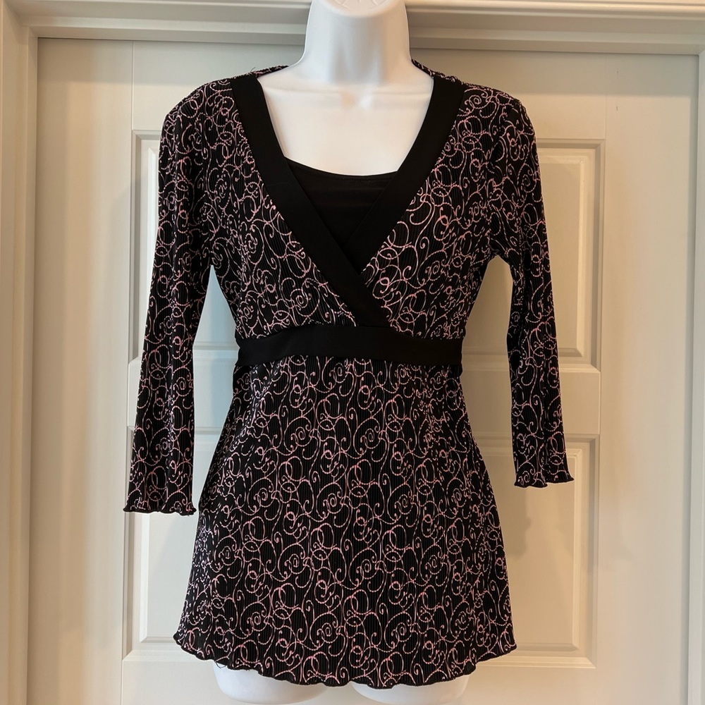 🌺🎉HOST PICK🎉🌺  Dress Barn top. Size SP